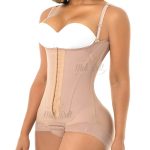 1037 - Adara con Varillas